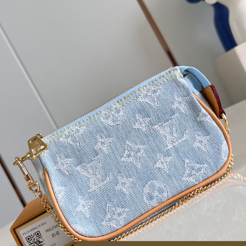 LV Clutch Bags